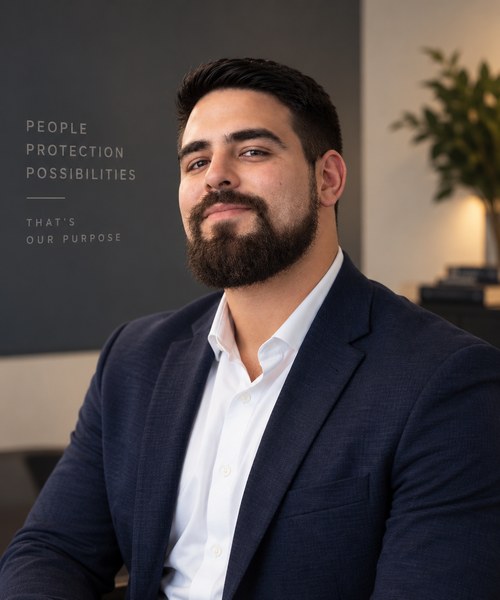 Photo of Raheem Lucio, Farmers Insurance agent